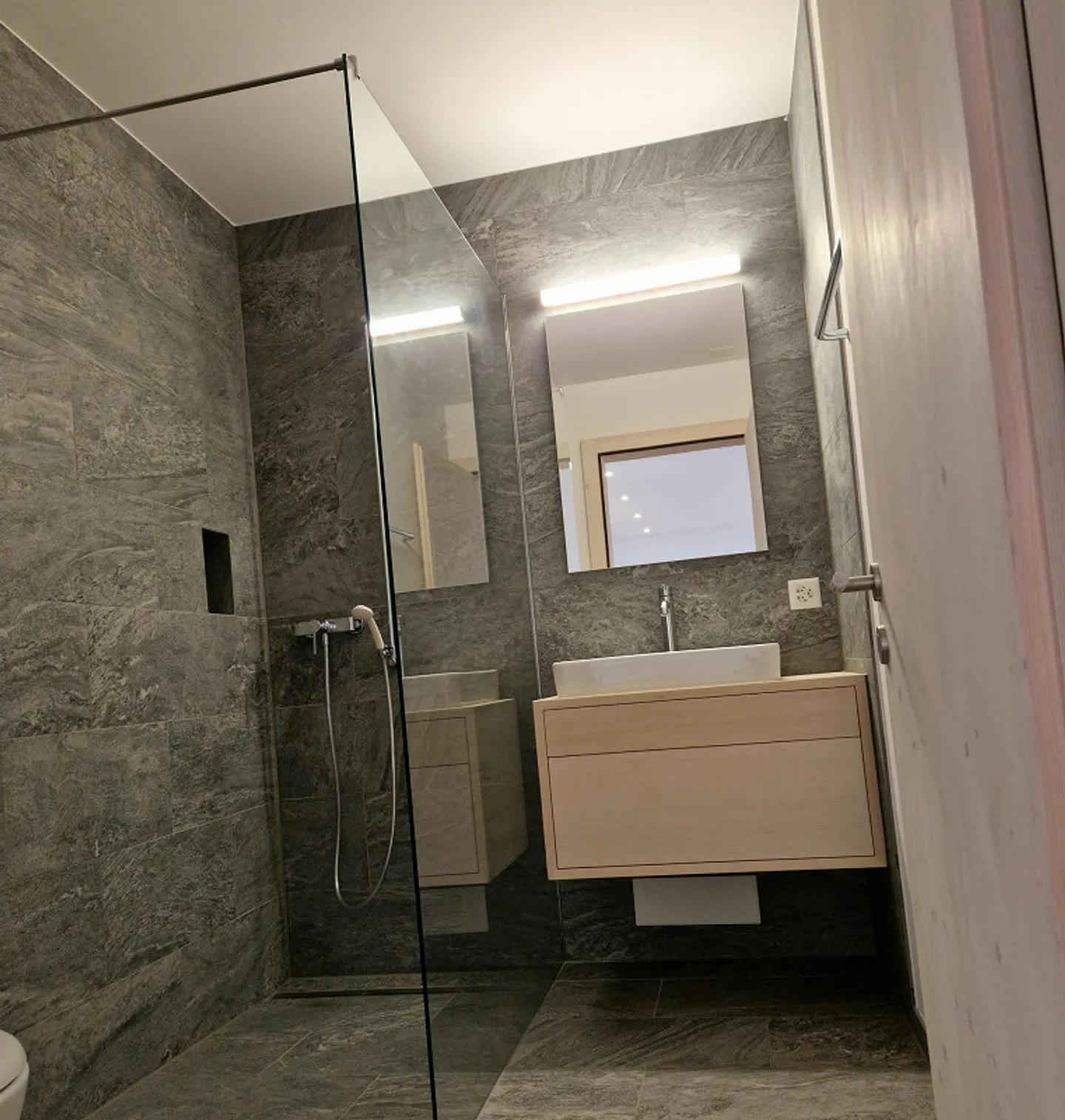 New beautiful 2.5 apartment for rent for permanent residence - Photo 12 of 20