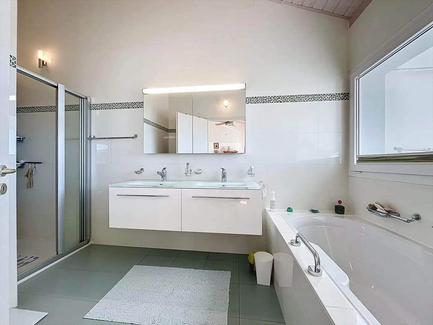 Villa familiale avec ascenseur et vue panoramique - Foto 10 di 13