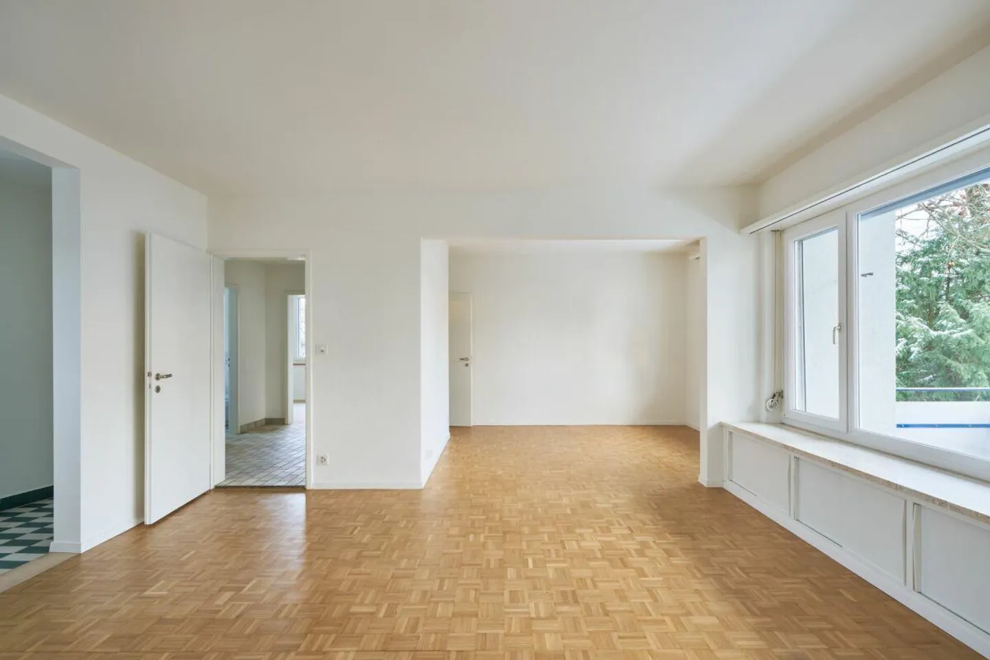Appartement lumineux de 2,5 pièces dans un emplacement calme près de la ville - Photo 5 sur 8