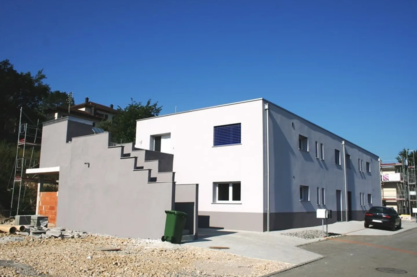 Schönes 4,5-Zimmer-Apartment in PPE, ideal gelegen und ruhig, zu einem sehr vernünftigen Preis verkauft - Foto 2 von 21