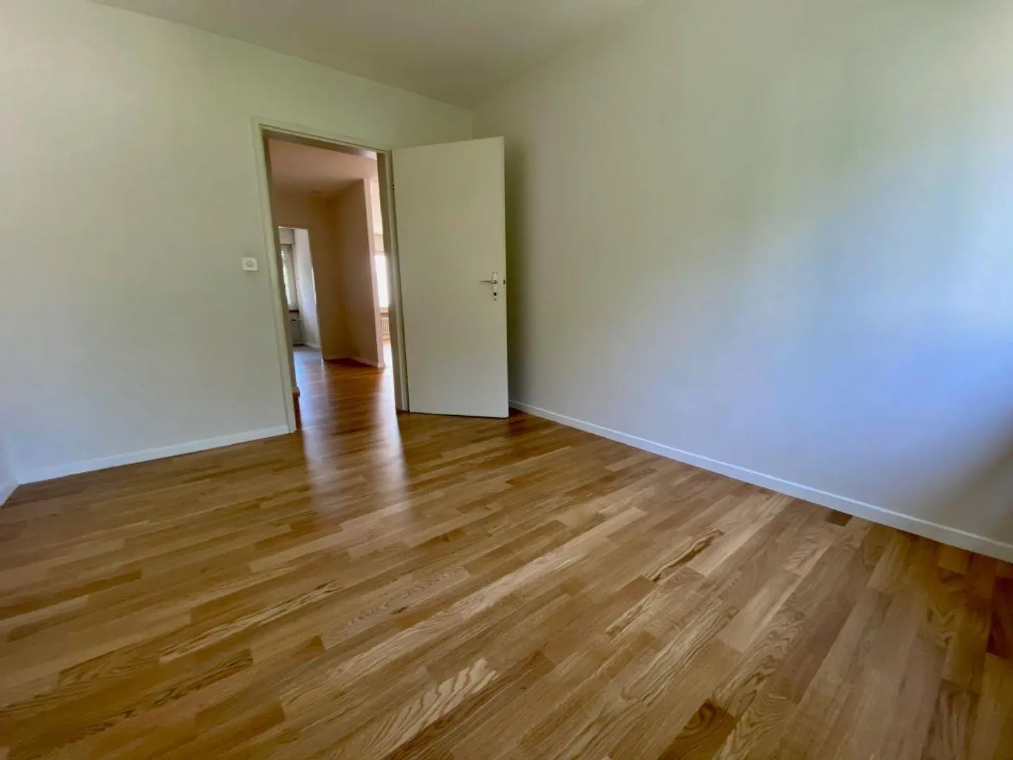 STÄDTISCH | SONNIG | TEILSANIERT - Foto 9 von 11