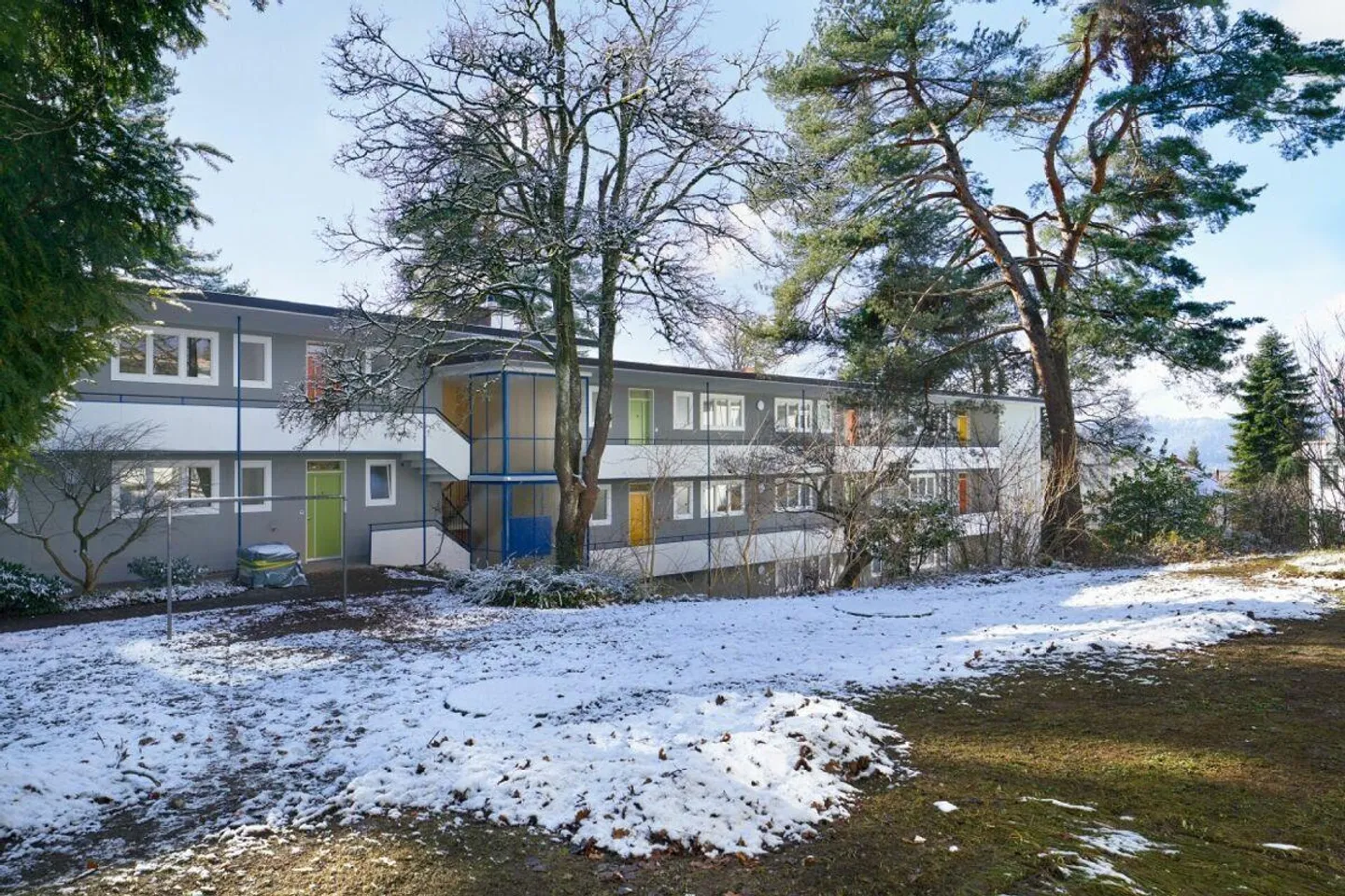 Appartement lumineux de 2,5 pièces dans un emplacement calme près de la ville - Photo 7 sur 8