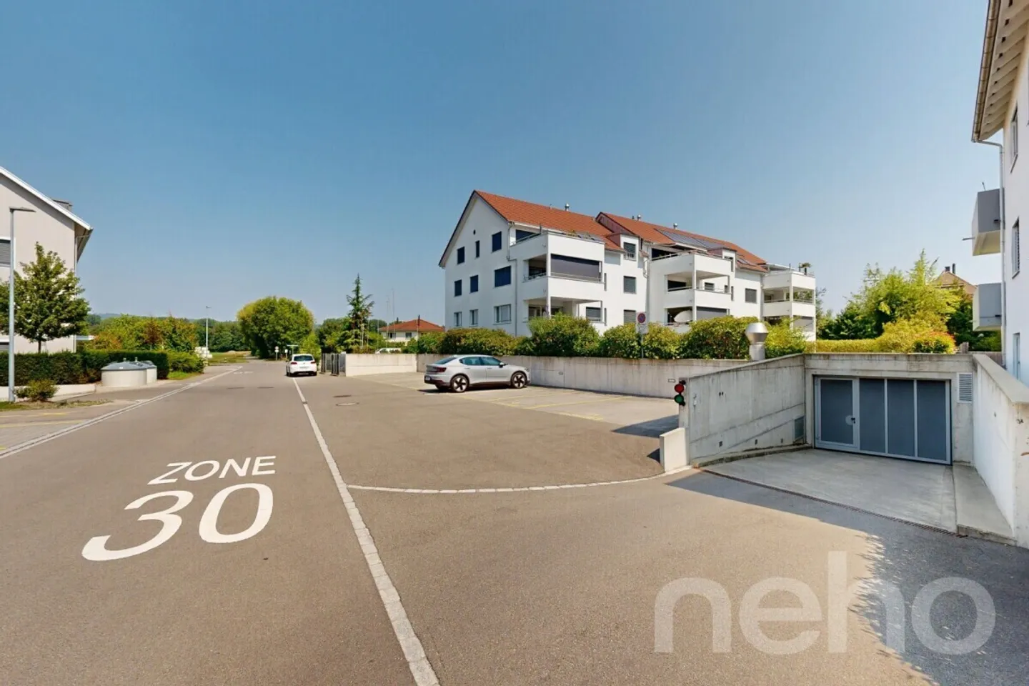Appartement de 4,5 pièces bien entretenu avec balcon spacieux et deux places de parking souterrain - Photo 8 sur 12