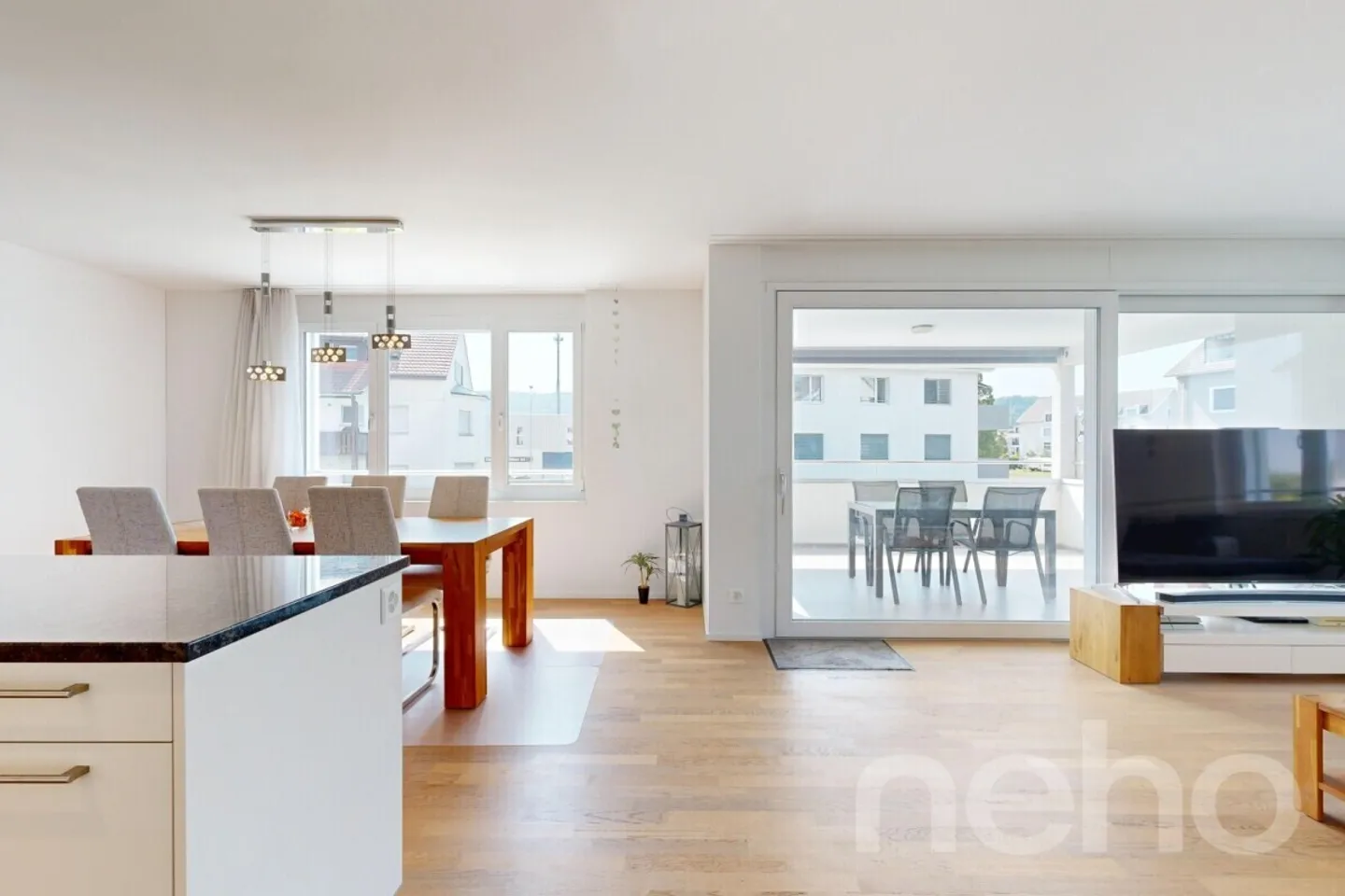 Appartement de 4,5 pièces bien entretenu avec balcon spacieux et deux places de parking souterrain - Photo 9 sur 12