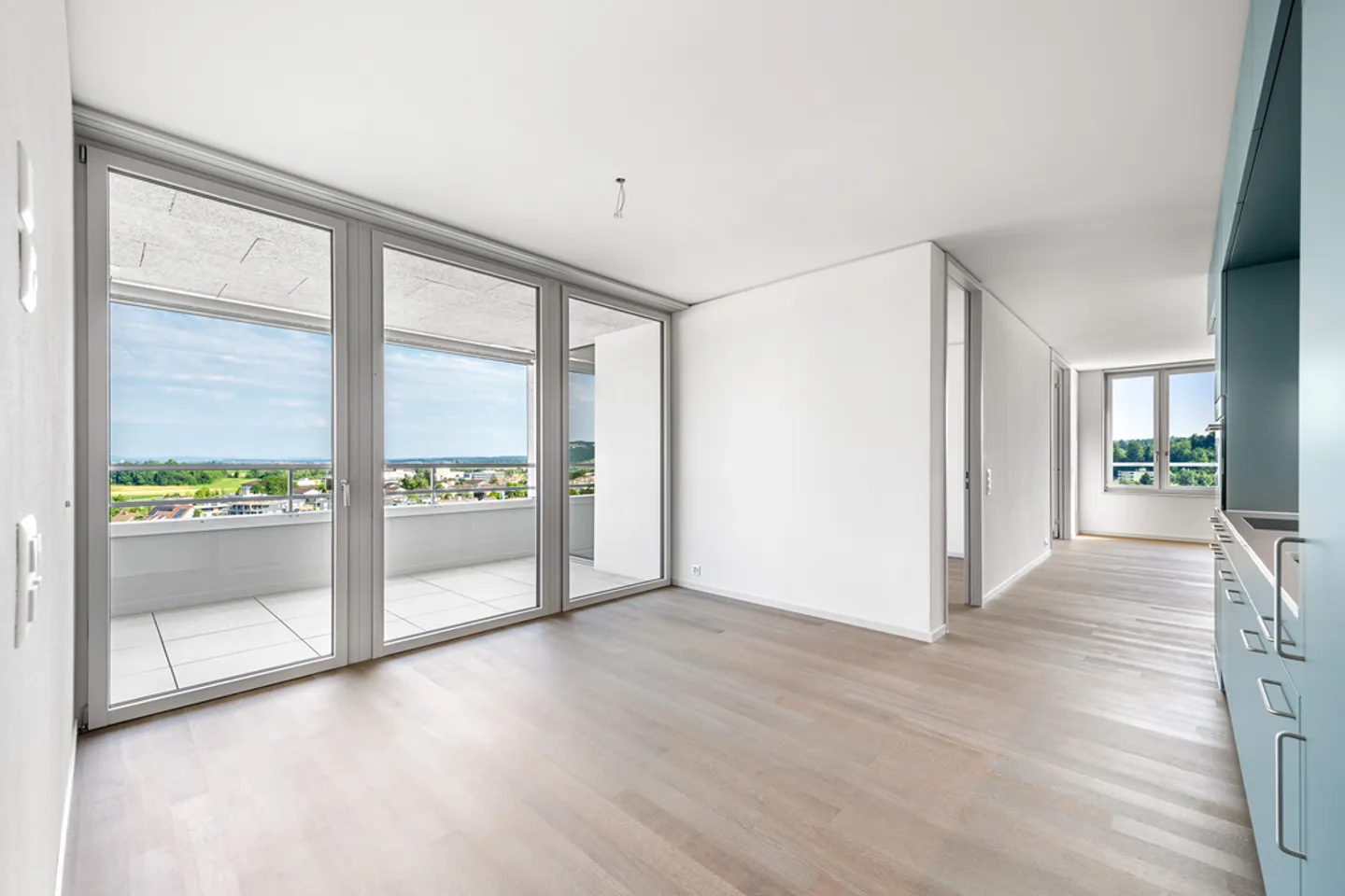 Nuovo appartamento con vista a Uster - Foto 2 di 8