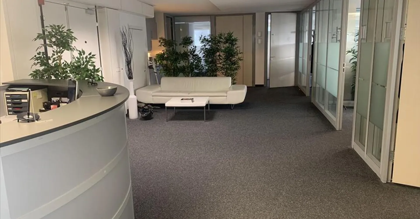 Bureau à louer - Photo 5 sur 12