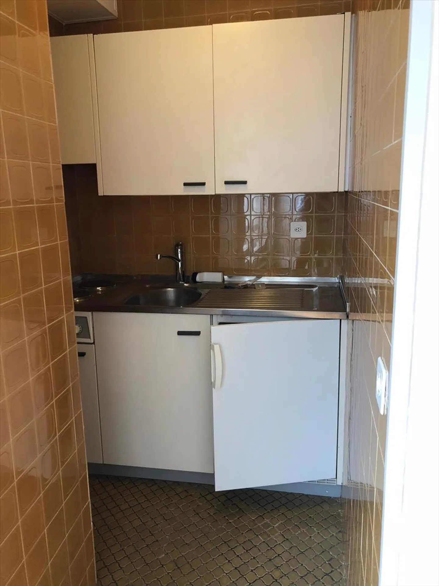 Vevey centro - avenue Paul-Cérésole 14 - appartamento di 1 stanza - Foto 3 di 3
