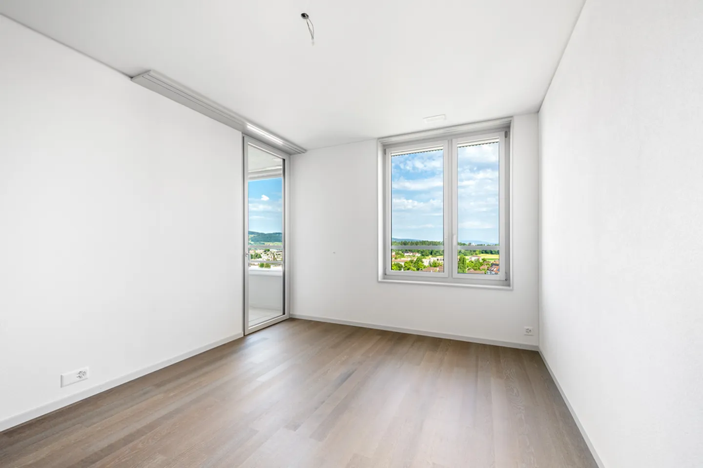 Nuovo appartamento con vista a Uster - Foto 5 di 8