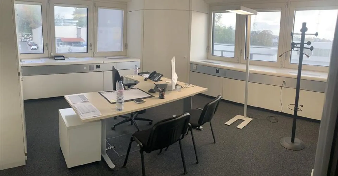 Bureau à louer - Photo 6 sur 12