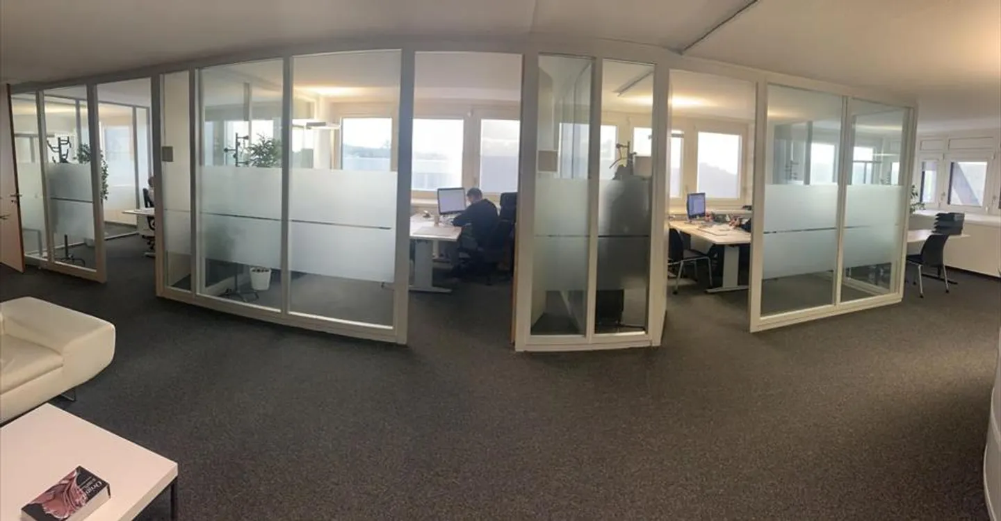 Bureau à louer - Photo 8 sur 12