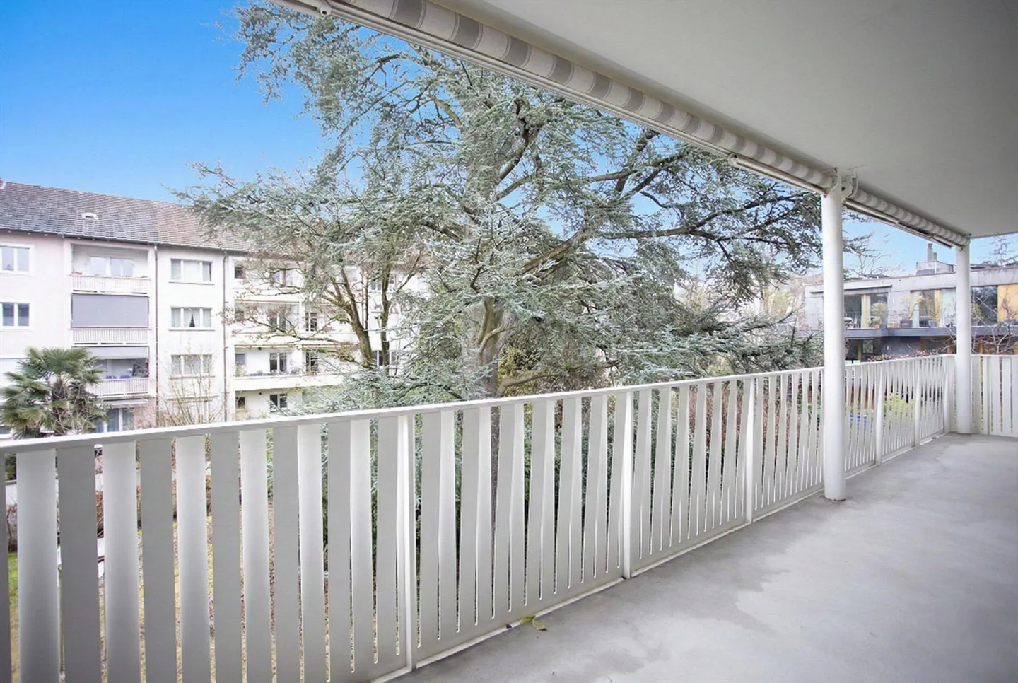 Furnished 4.5-room apartment with large terrace in the popular Paulus district - Photo 8 of 10