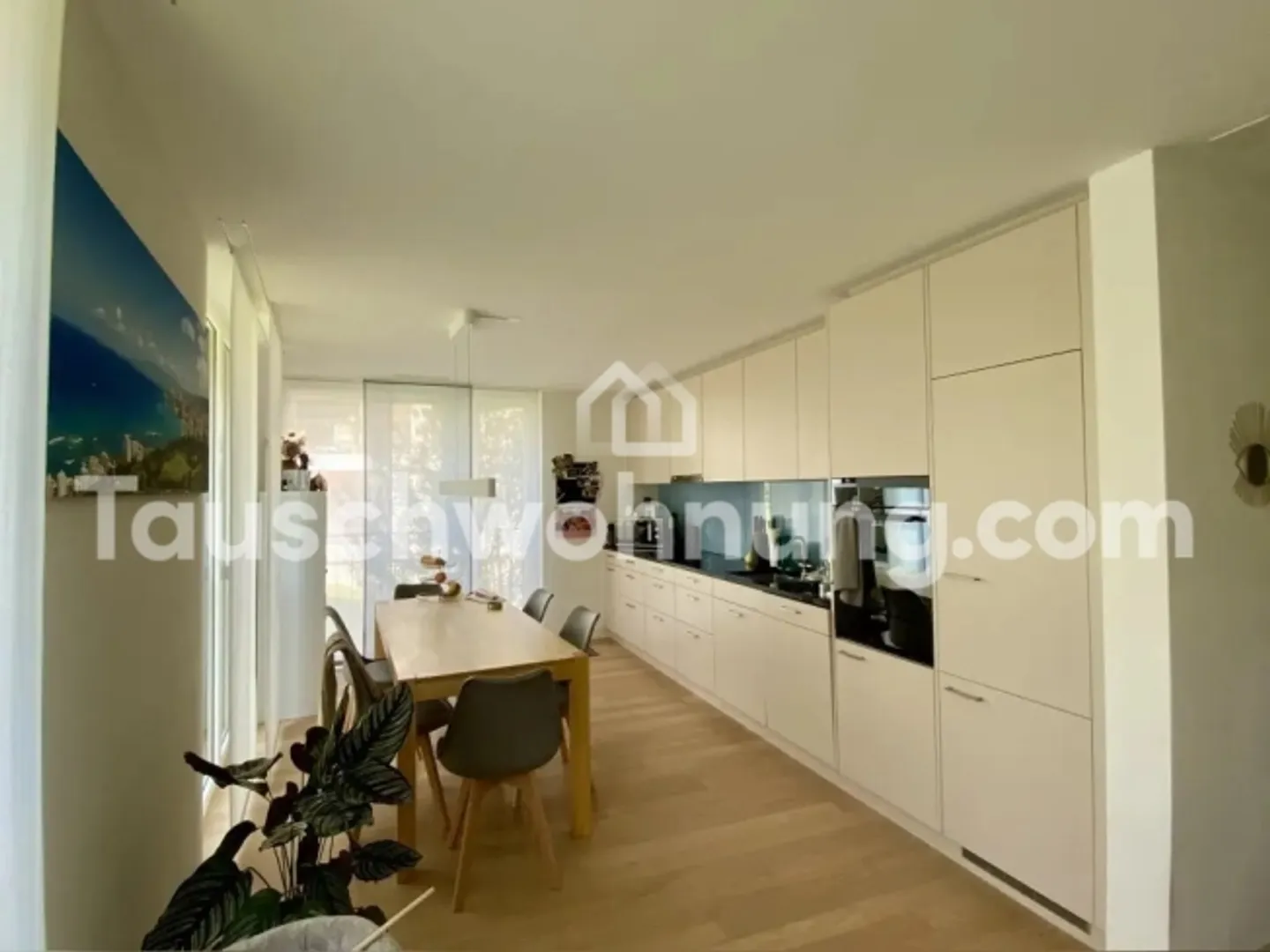 Appartement d'échange : appartement de 3,5 pièces en rez-de-chaussée surélevé dans un quartier familial - Photo 3 sur 3