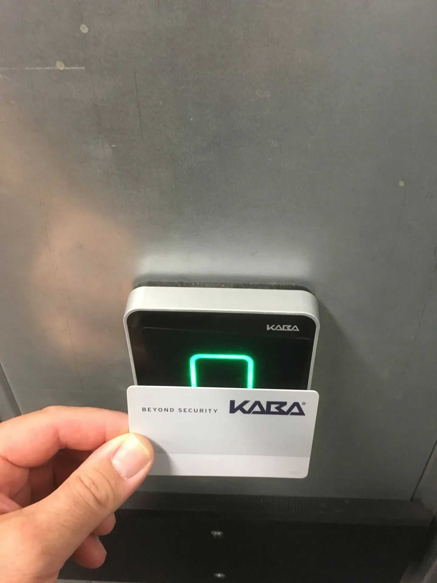 Moderne scatole di stoccaggio self-storage con molti vantaggi - Foto 2 di 7