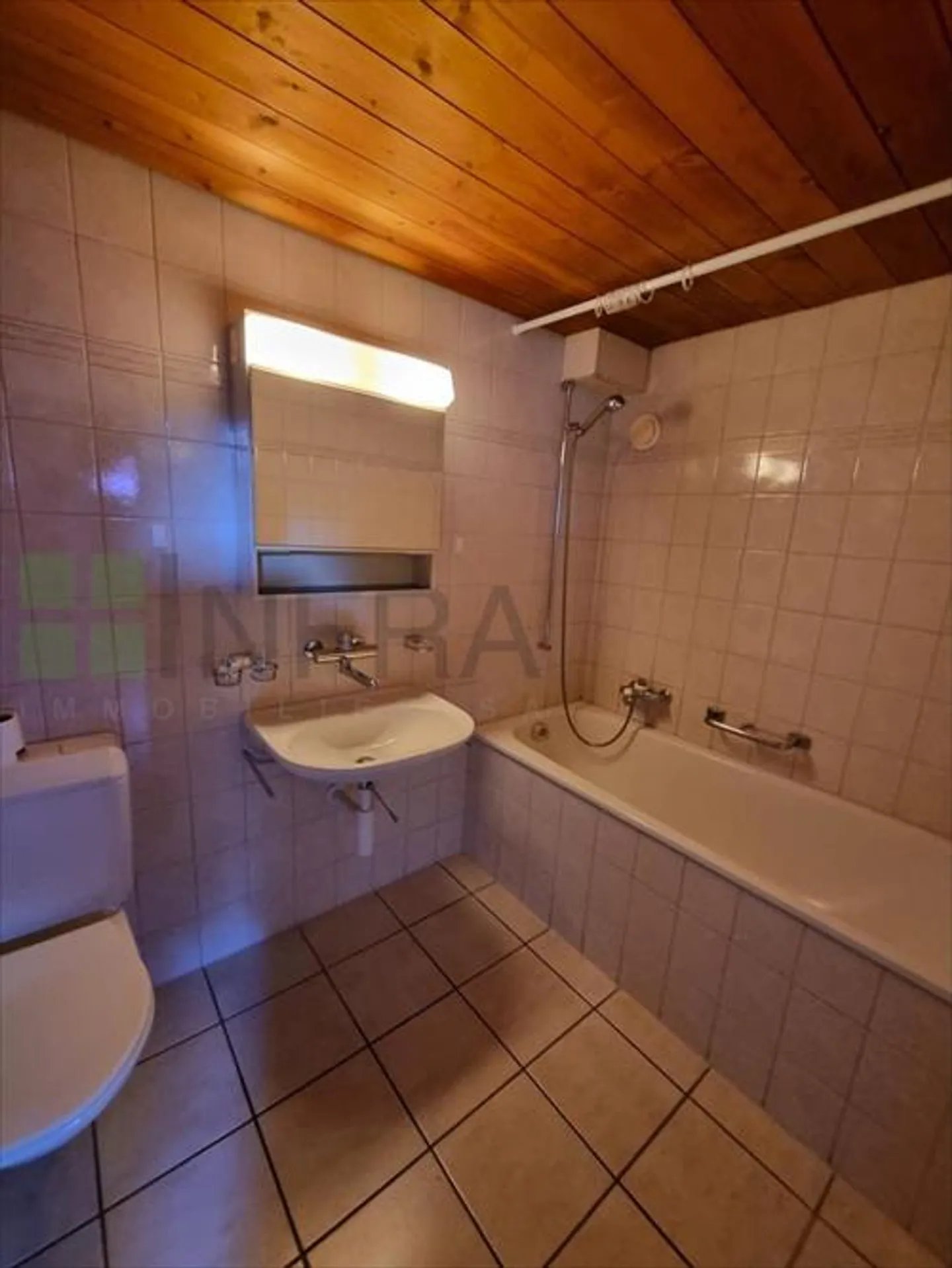 Magnificent attic with character 107 m2 with mezzanine! - Photo 2 of 13