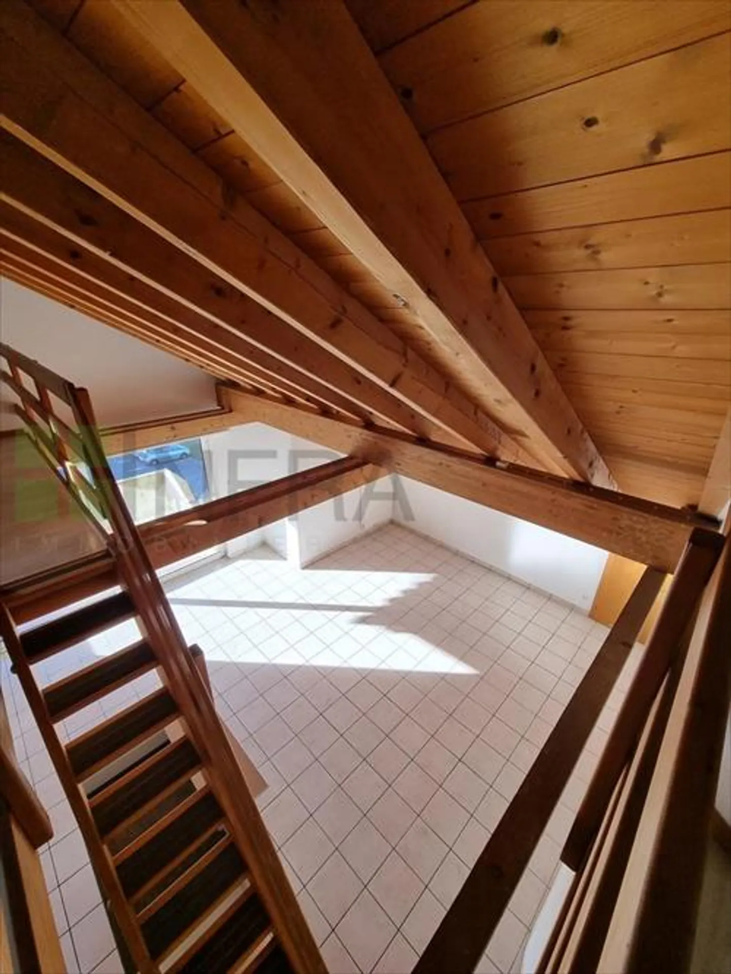 Magnificent attic with character 107 m2 with mezzanine! - Photo 7 of 13
