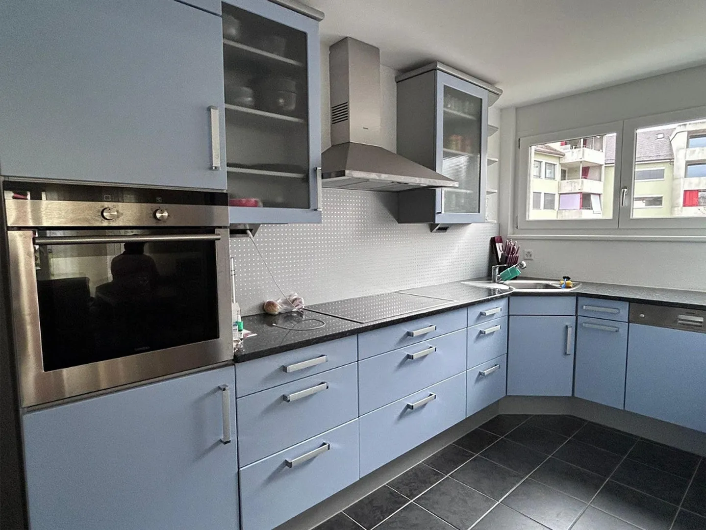 Maison bifamiliale dans un emplacement central calme - Photo 25 sur 29