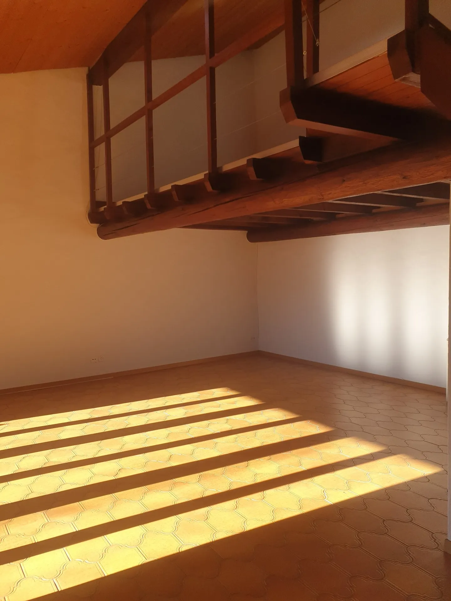 Apartment with terrace in the center - Photo 6 of 8