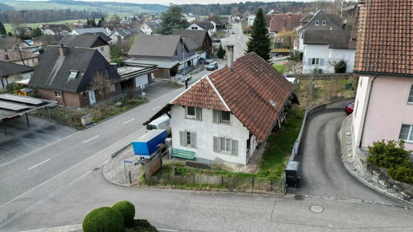 Vivere ad Aeschi - La tua nuova casa ti aspetta - Foto 1 di 14