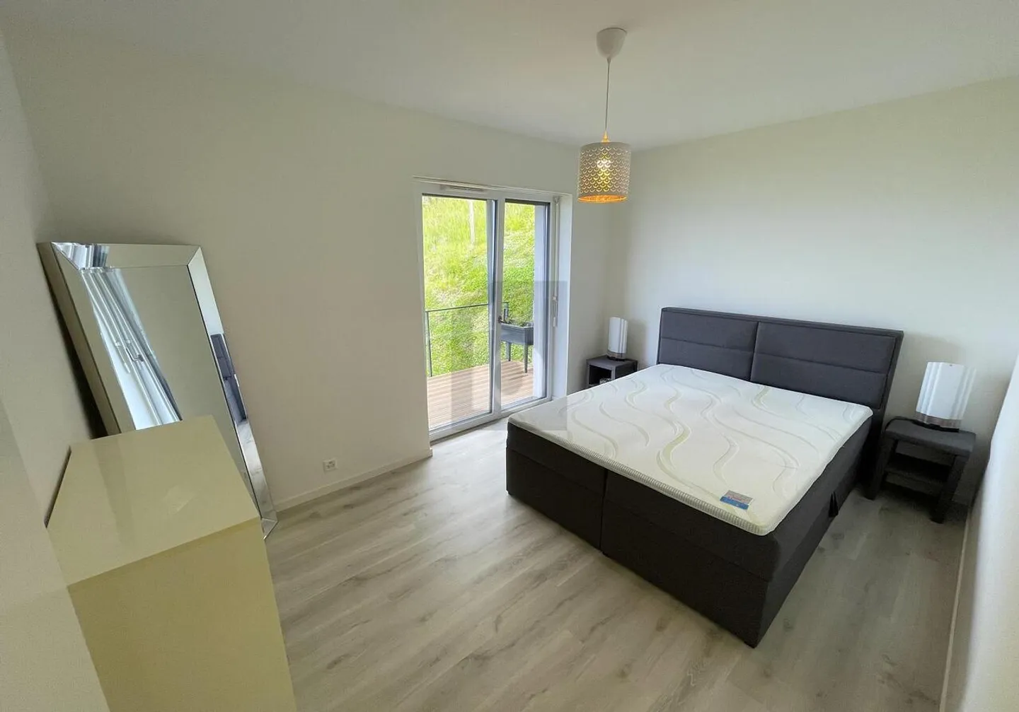 Appartement spacieux avec vue sur le lac - Photo 4 sur 6