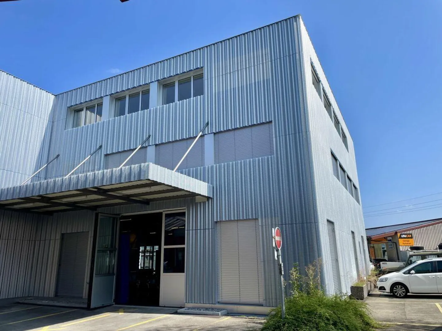 EG-Gewerbeflächen - Foto 1 von 11