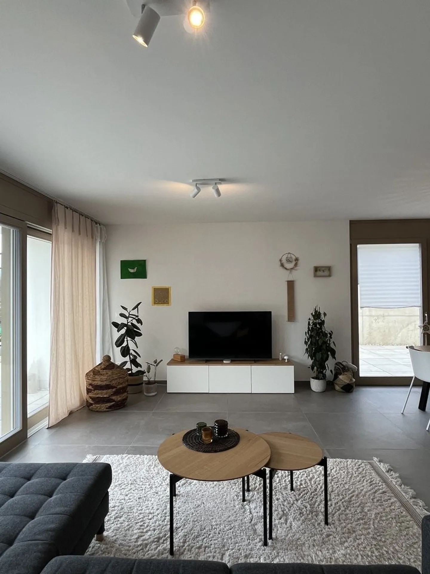 LE MOURET (FR) - Reihenhaus mit 5,5 Zimmern - Foto 3 von 10
