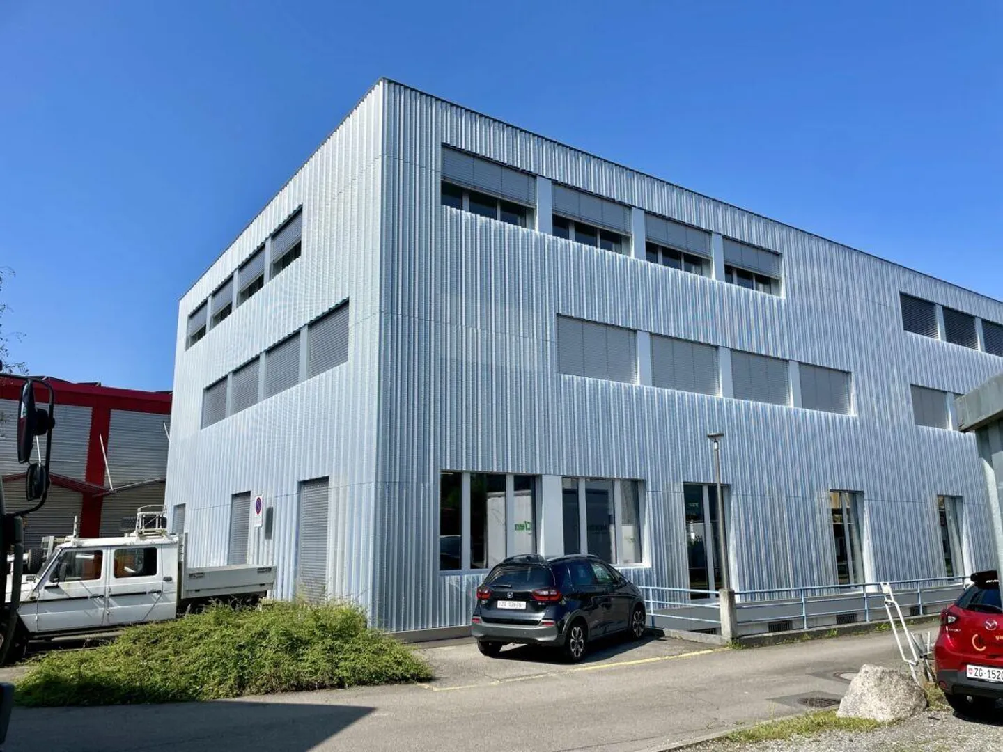 EG-Gewerbeflächen - Foto 2 von 11