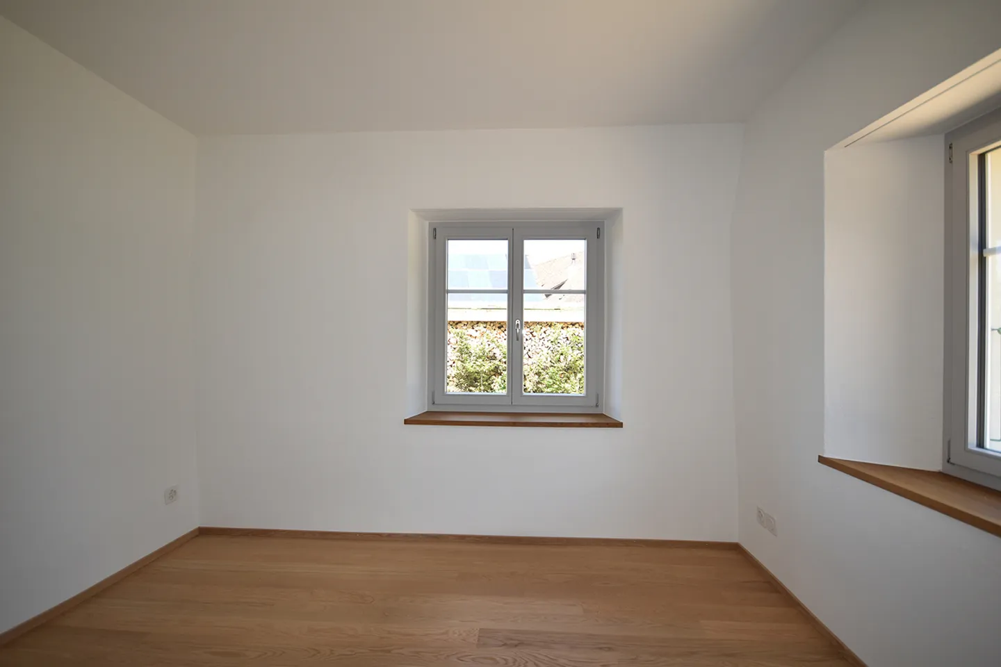 Newly renovated 2.5-room ground floor apartment in Rünenberg! - Photo 3 of 6