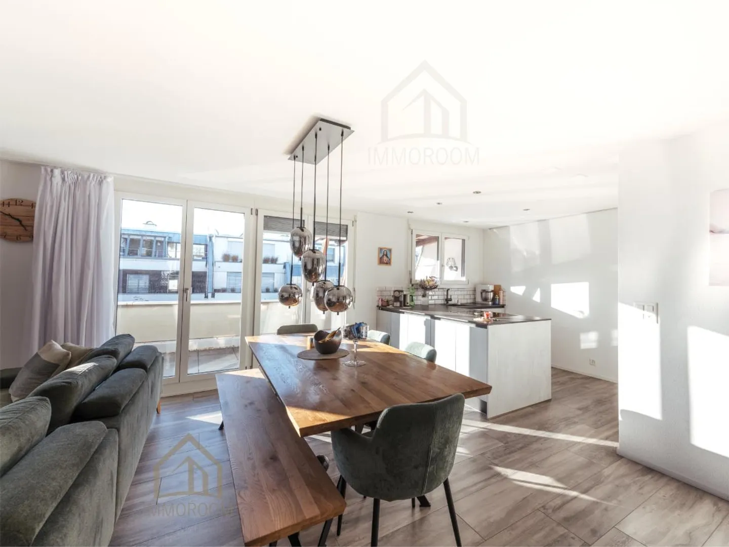 «RESERVIERT Attraktive Wohnung - sonnig und stilvoll modernisiert» - Photo 3 sur 10