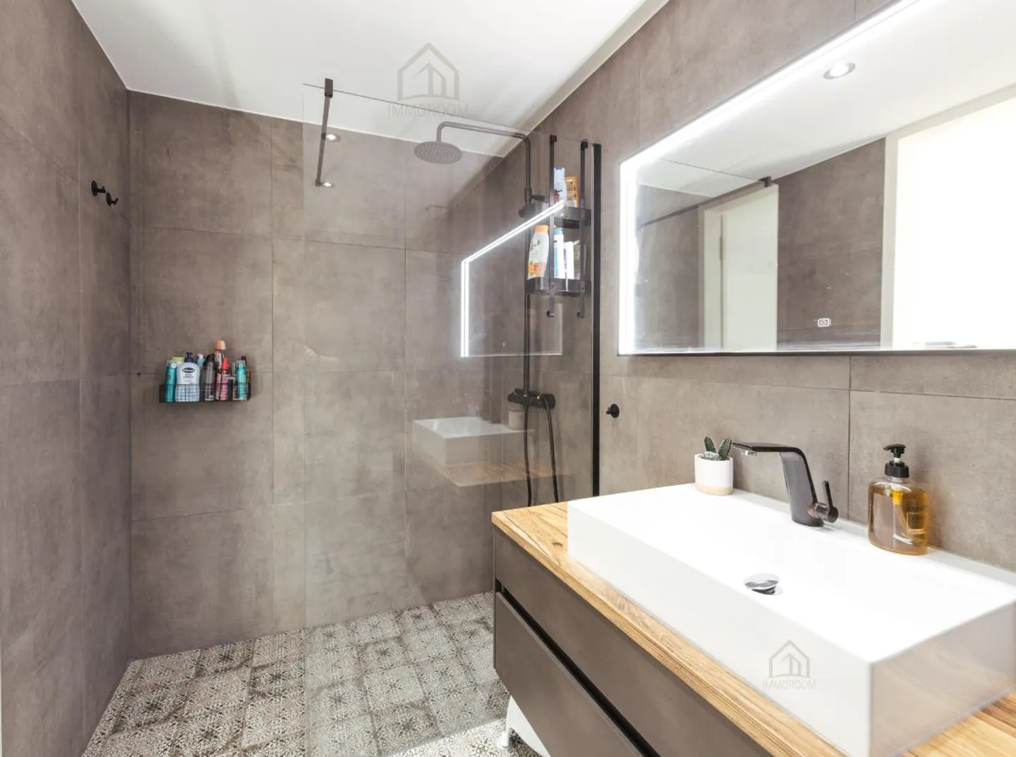 «RESERVIERT Attraktive Wohnung - sonnig und stilvoll modernisiert» - Photo 8 sur 10