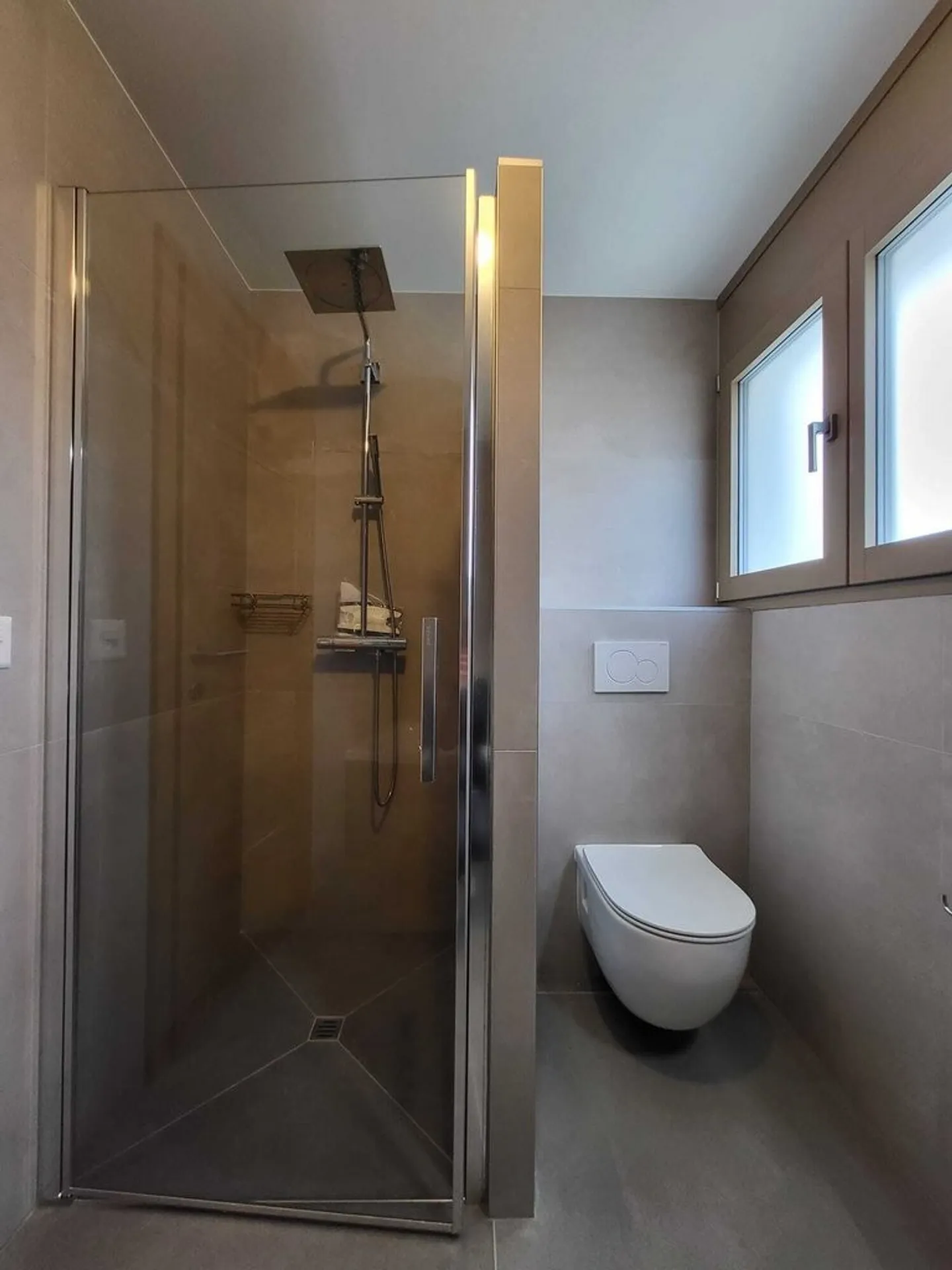 LE MOURET (FR) - Reihenhaus mit 5,5 Zimmern - Foto 9 von 10