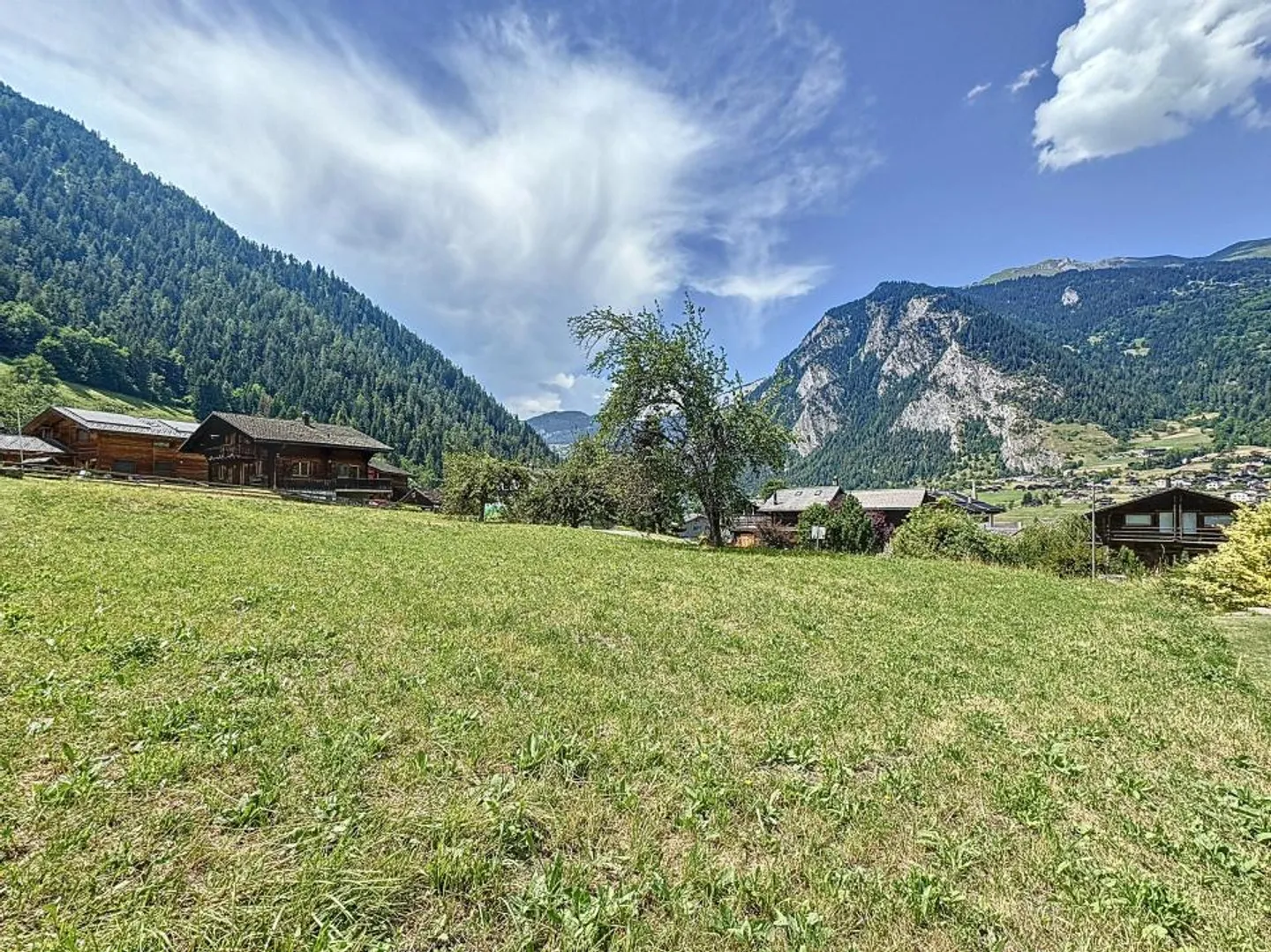 Constructible plot for sale - Photo 4 of 6