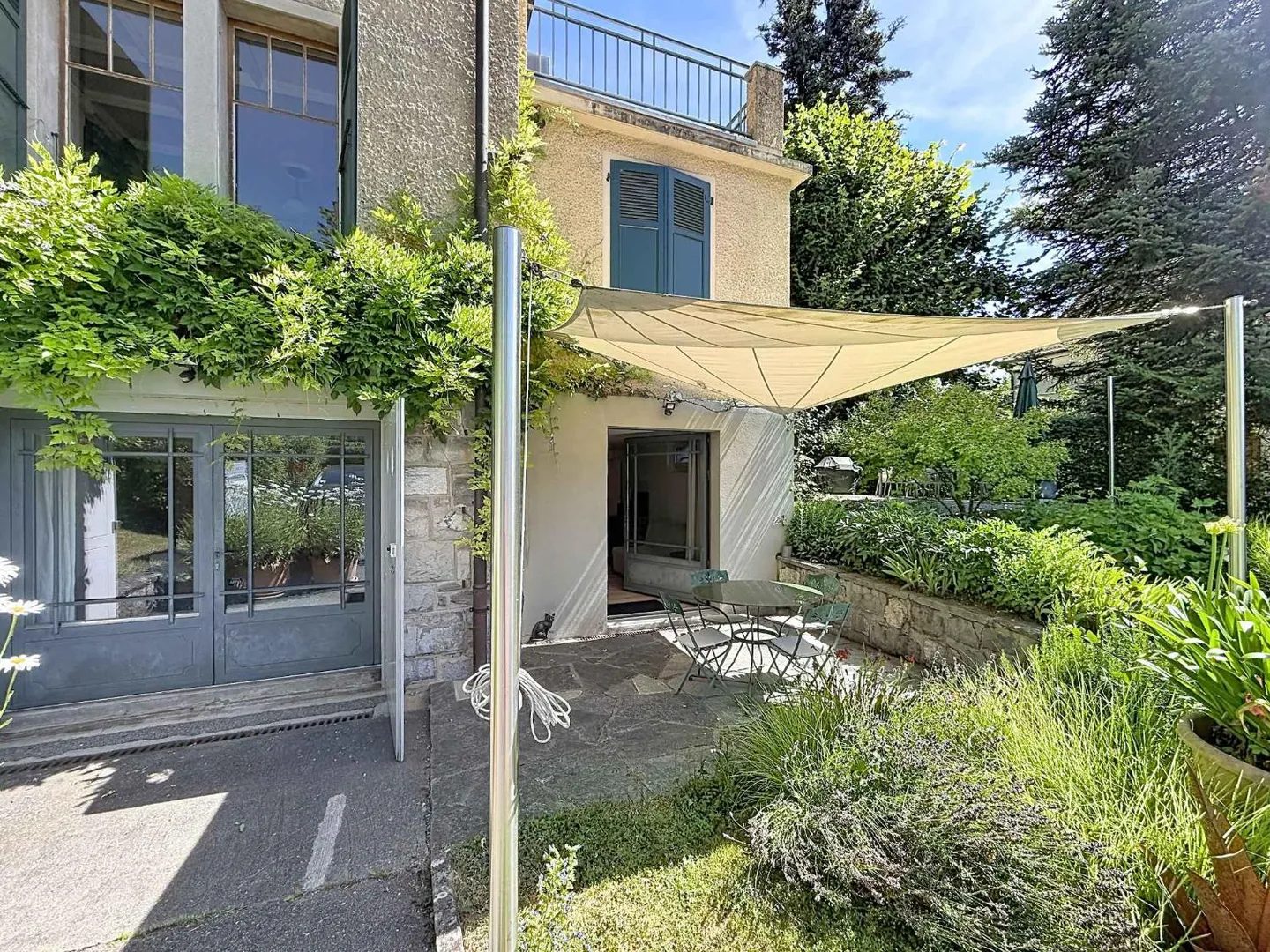 Charmant appartement 3 pièces - Photo 2 sur 11