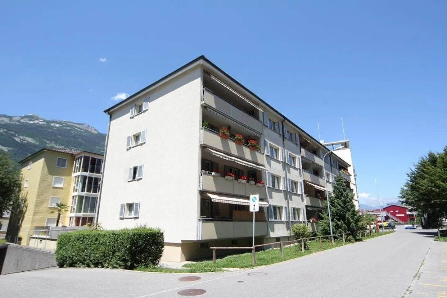 Gemütliche 3-Zimmer-Wohnung in Chur - Foto 1 von 6