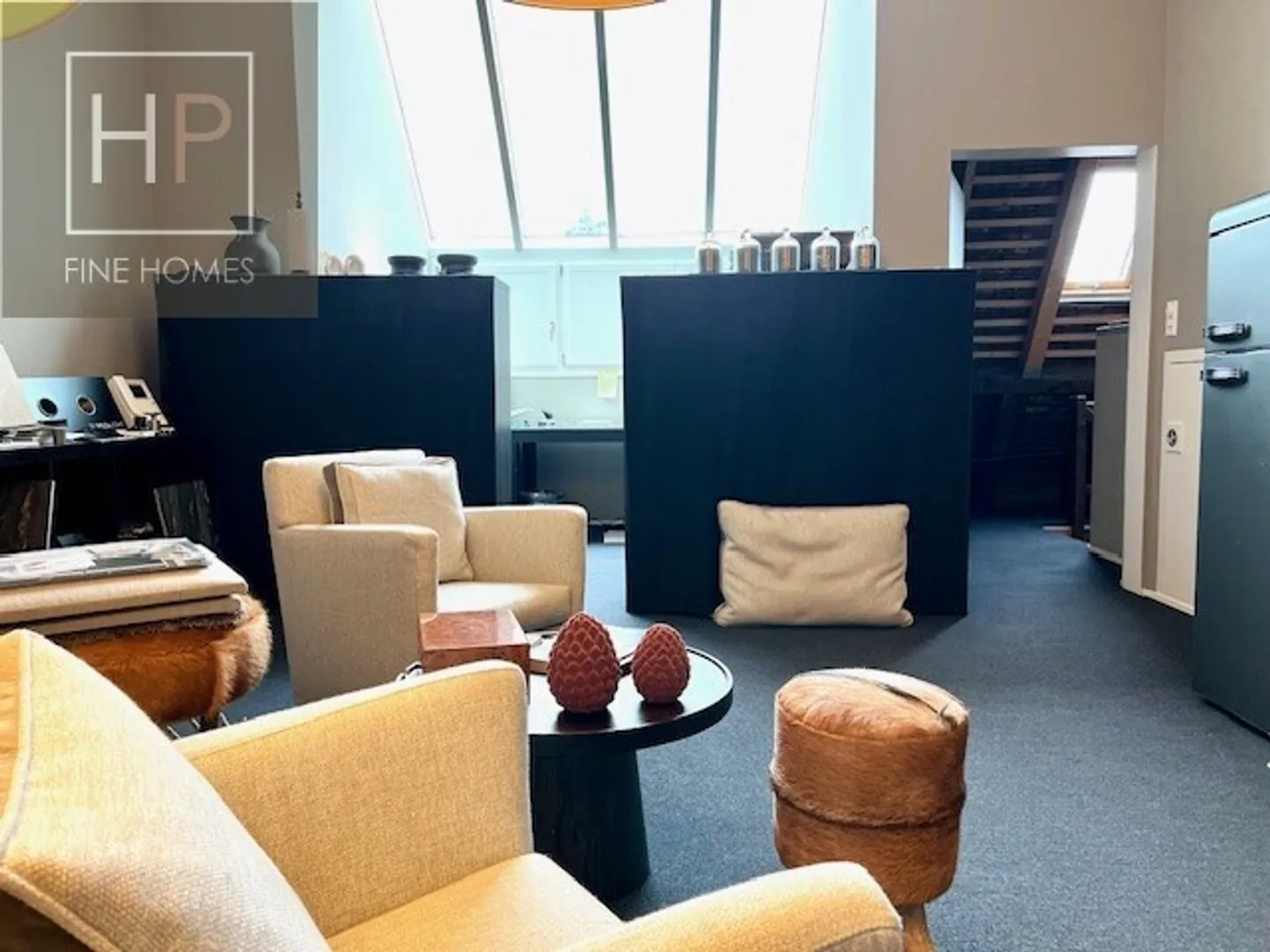 Rental of a spacious office room in a stunning townhouse - Photo 6 of 11