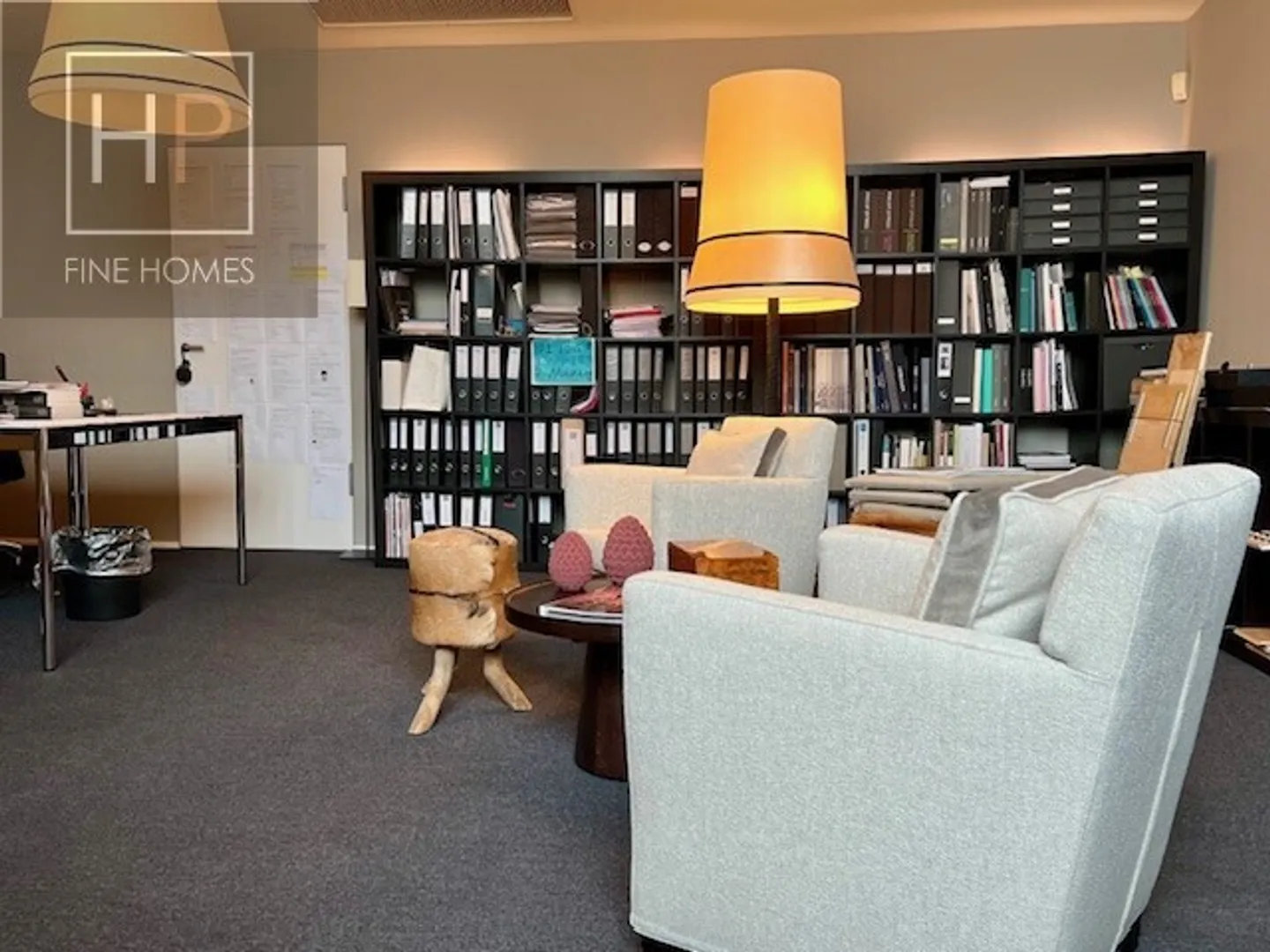 Rental of a spacious office room in a stunning townhouse - Photo 7 of 11