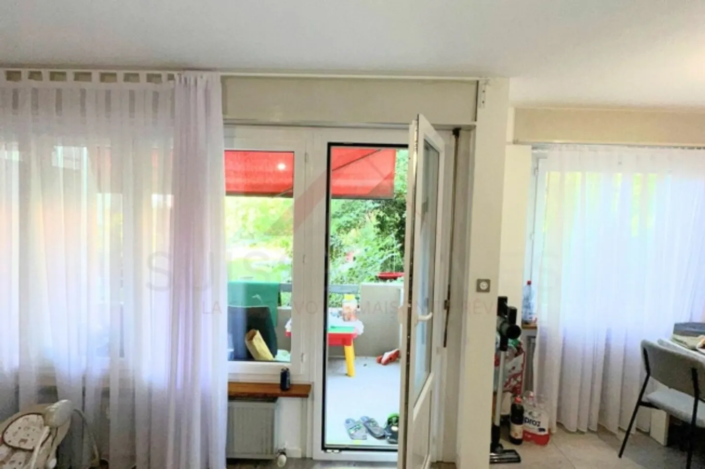 Residential building with 6 units - modern and attractive yield property in La Neuveville - Photo 4 of 13