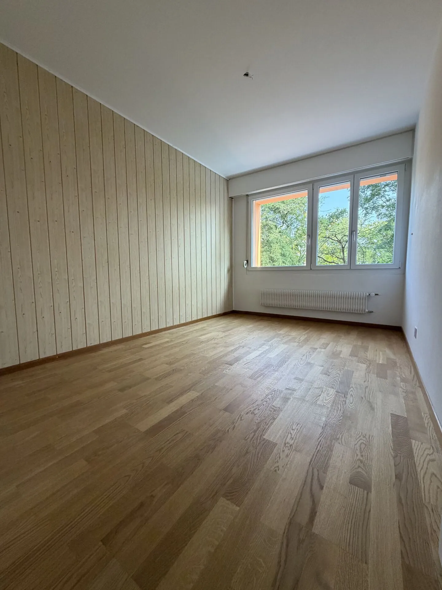 Bel appartement de 4 pièces avec balcon confortable à Nidau - Photo 3 sur 5