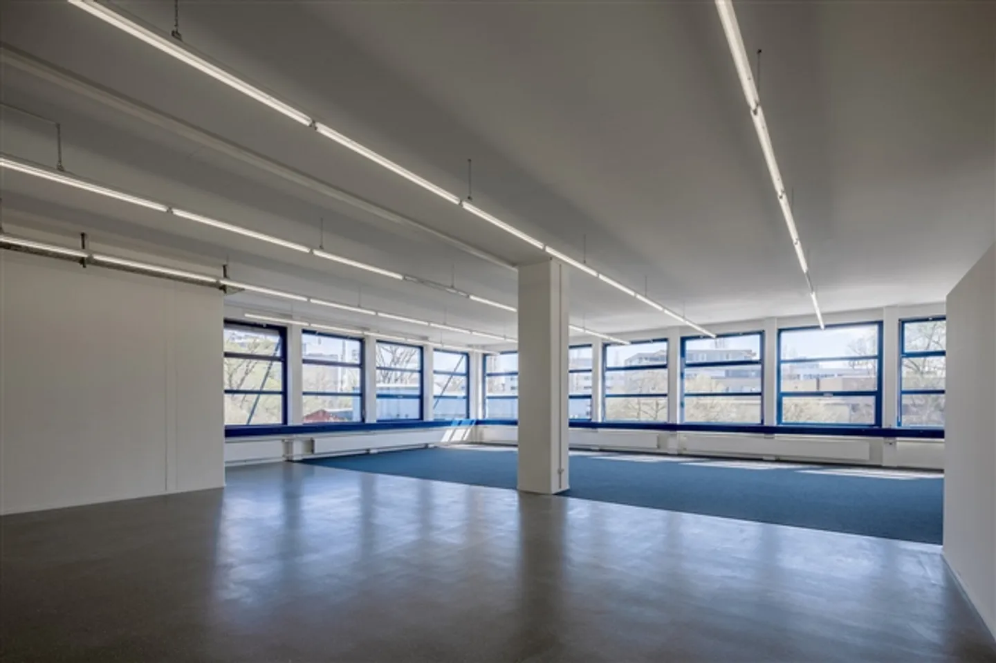 Modern commercial spaces / office / storage in a central location in Dietikon - Photo 1 of 9