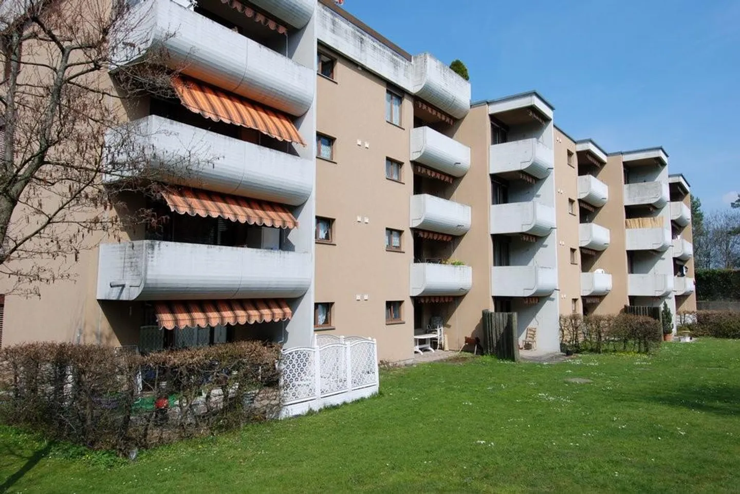 Sonnige Wohnung mit Sitzplatz - Foto 1 von 7