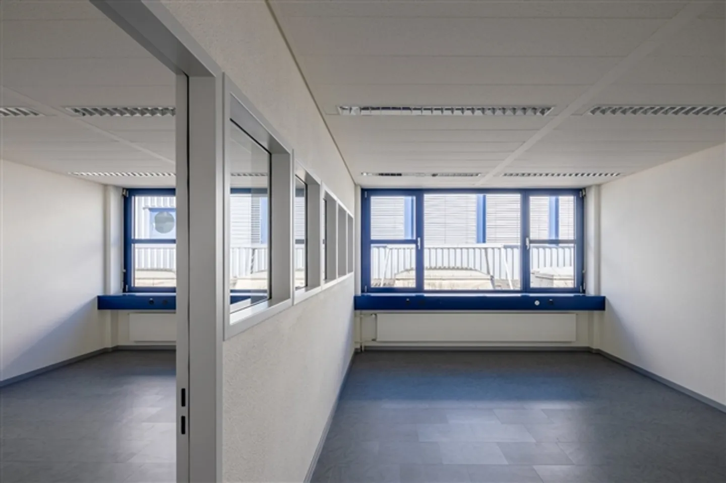 Modern commercial spaces / office / storage in a central location in Dietikon - Photo 8 of 9
