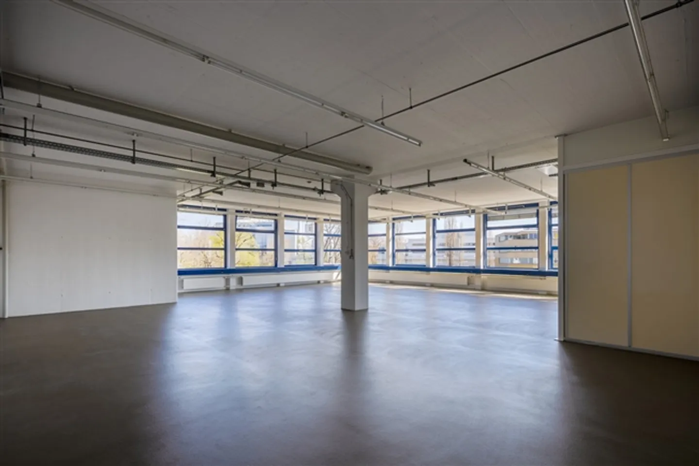 Modern commercial spaces / office / storage in a central location in Dietikon - Photo 9 of 9