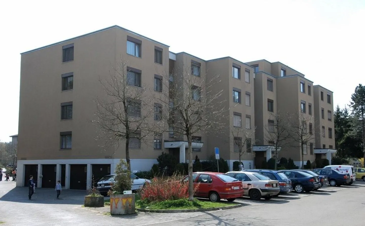 Sonnige Wohnung mit Sitzplatz - Foto 2 von 7