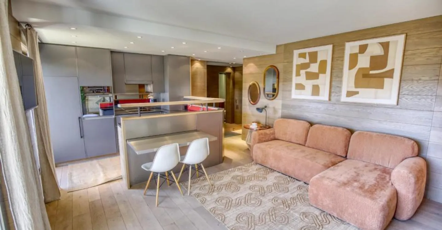 Appartement Charmant avec Balcon - Photo 2 sur 12