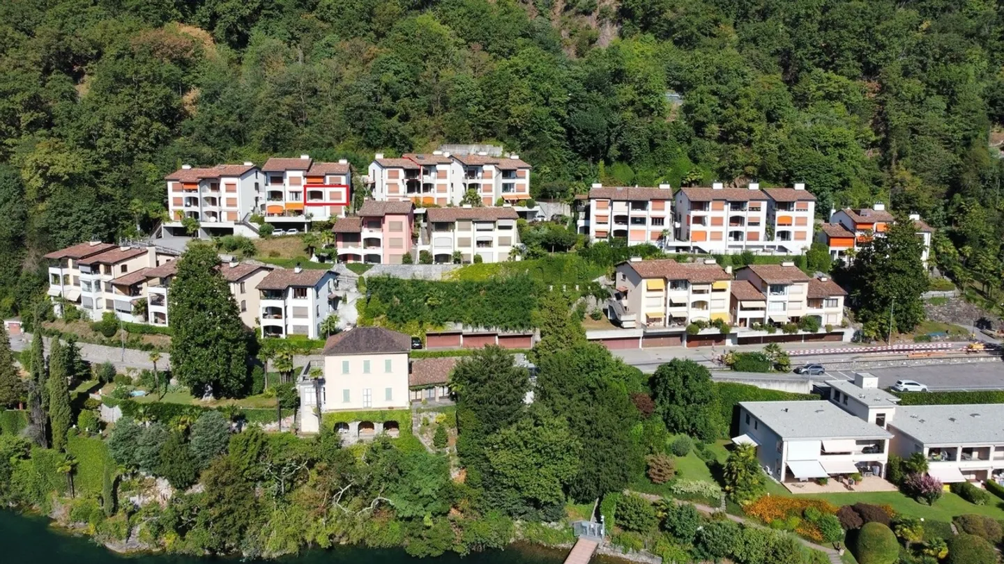 Appartamento Incantevole con Vista Lago - Foto 1 di 16