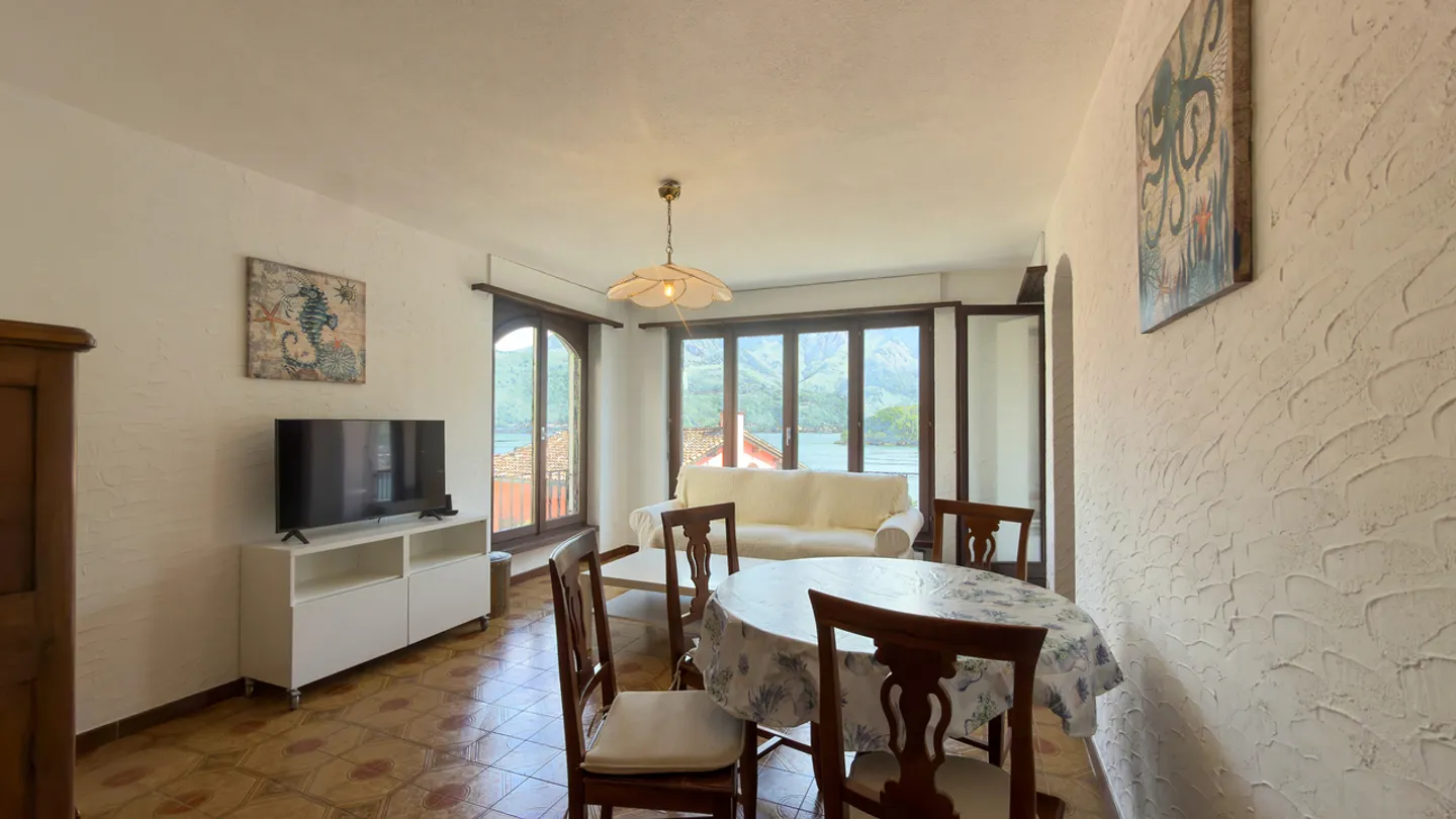 Appartamento Incantevole con Vista Lago - Foto 3 di 16