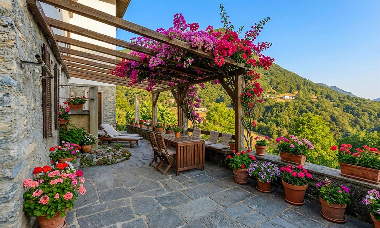 BARGAIN - HOUSE ON LARGE LAND IN PANORAMIC AREA IN AROGNO - Photo 5 of 7