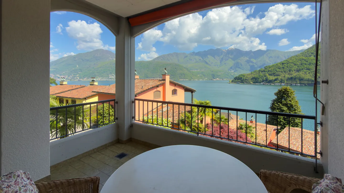 Appartamento Incantevole con Vista Lago - Foto 10 di 16