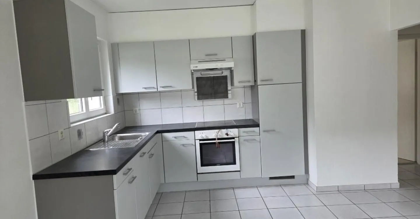 Apartment located in a small building with 4 units. - Photo 2 of 16