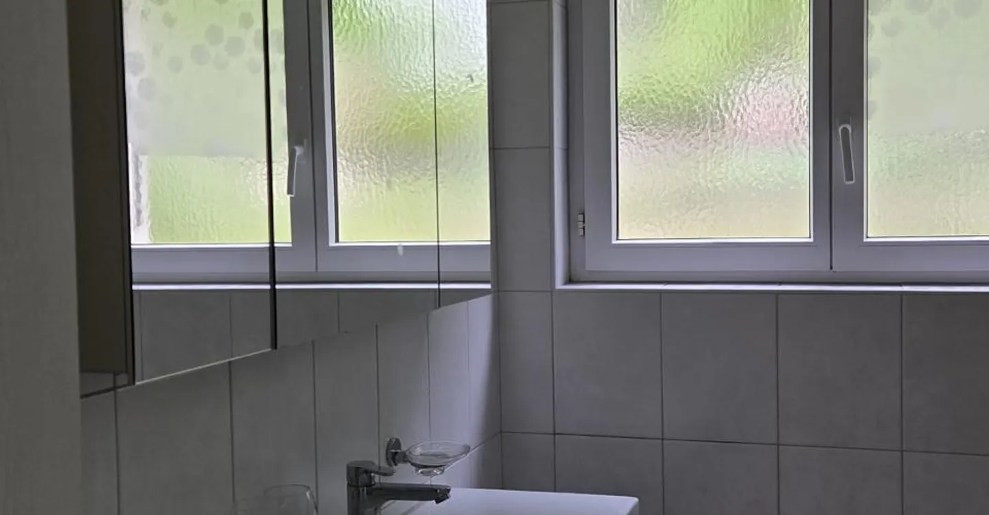 Apartment located in a small building with 4 units. - Photo 9 of 16