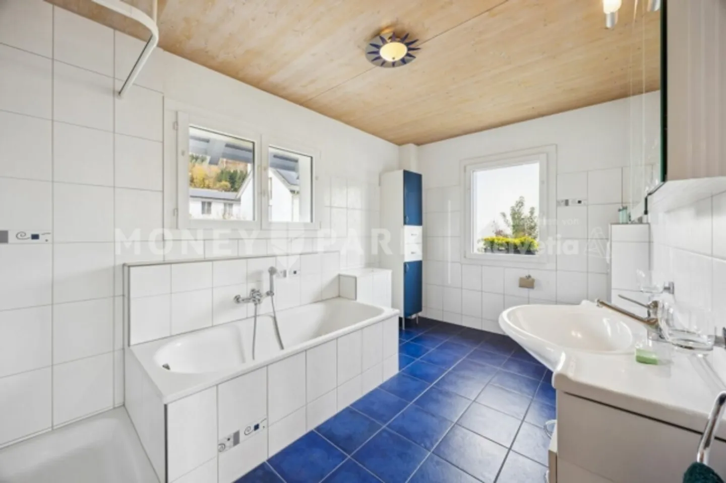 Affascinante casa unifamiliare di 8,5 stanze con molto spazio per la famiglia e gli hobby - Foto 6 di 13